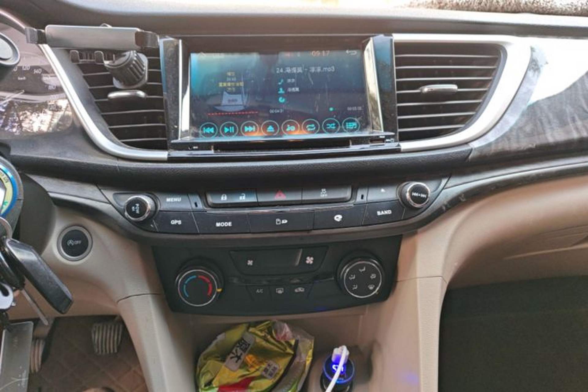 Used Buick GT 2017 15N Manual Elite Version Audio And AC Panel