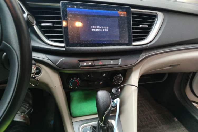 Used Buick GT 2017 15N Automatic Elite Version Audio And AC Panel