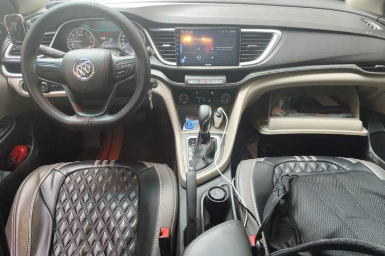 Used Buick GT 2017 15N Automatic Entry-Level Trim Center Console
