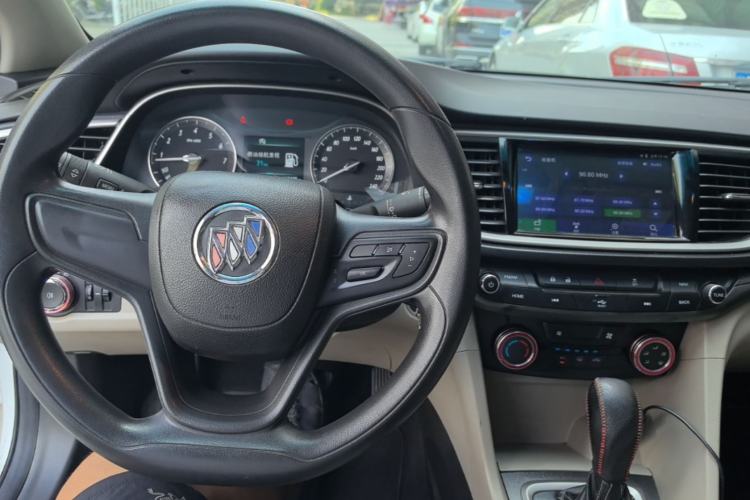 Used Buick GT 2017 15N Automatic Elite Version Center Console