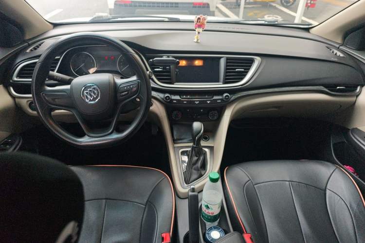 Used Buick GT 2017 15N Automatic Entry-Level Trim Center Console