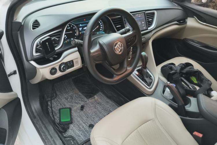 Used Buick GT 2017 15N Automatic Elite Version Center Console