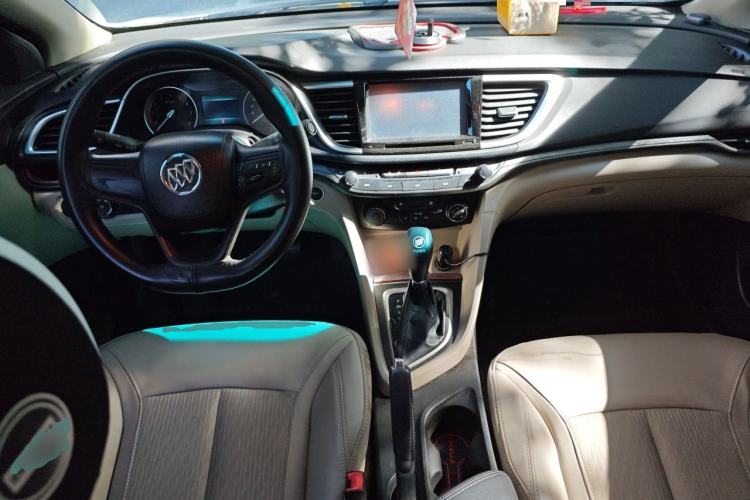 Used Buick GT 2017 15N Automatic Elite Version Center Console