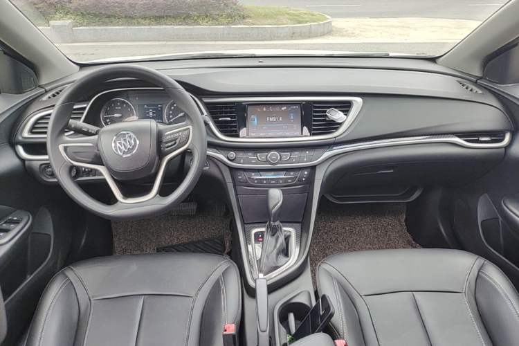 Used Buick GT 2017 15N Automatic Deluxe Edition Center Console