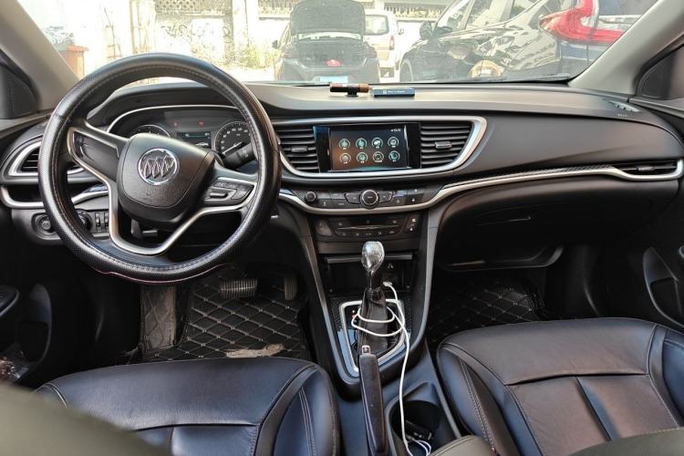 Used Buick GT 2017 15N Automatic Deluxe Edition Center Console