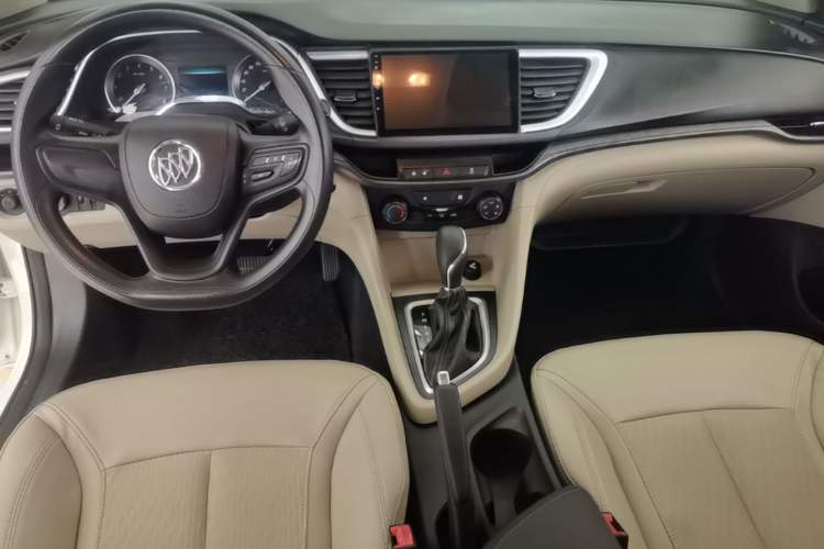 Used Buick GT 2017 15N Automatic Elite Version Center Console