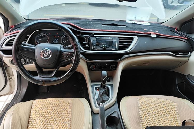 Used Buick GT 2017 15N Automatic Entry-Level Trim Center Console