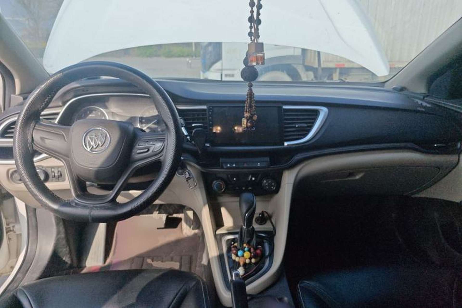 Used Buick GT 2017 15N Automatic Entry-Level Trim Center Console