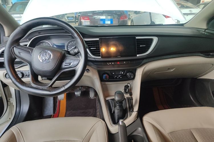 Used Buick GT 2017 15N Manual Elite Version Center Console