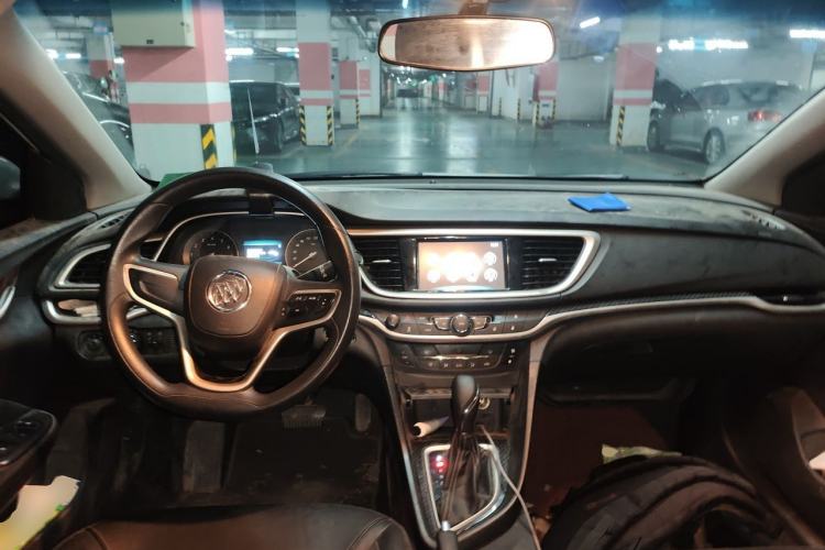 Used Buick GT 2017 15N Automatic Deluxe Edition Center Console