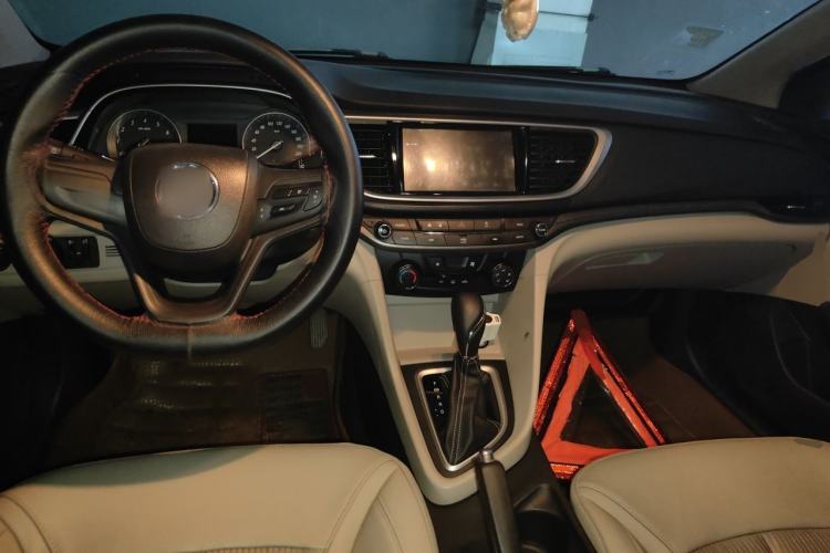 Used Buick GT 2017 15N Automatic Elite Version Center Console