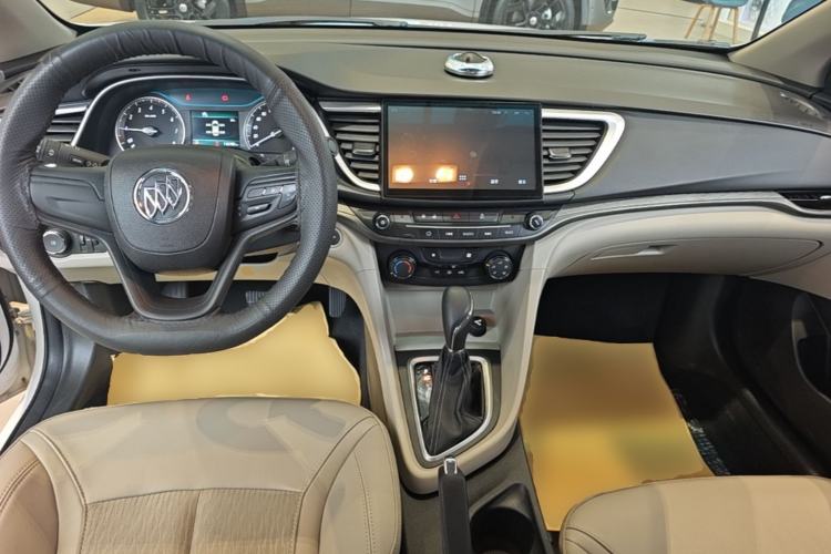 Used Buick GT 2017 15N Automatic Elite Version Center Console