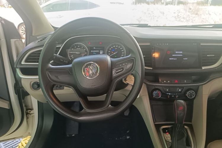 Used Buick GT 2017 15N Automatic Elite Version Center Console