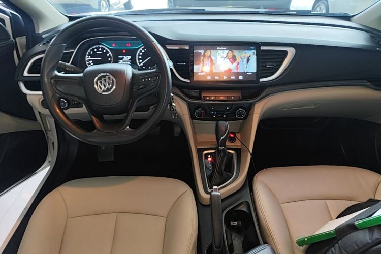 Used Buick GT 2017 15N Automatic Entry-Level Trim Center Console