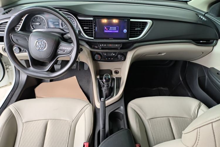Used Buick GT 2017 15N Manual Elite Version Center Console