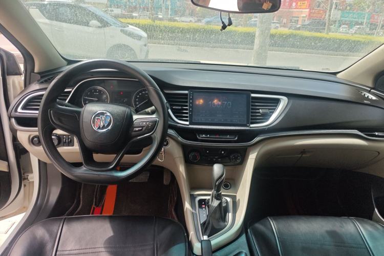 Used Buick GT 2017 15N Automatic Entry-Level Trim Center Console
