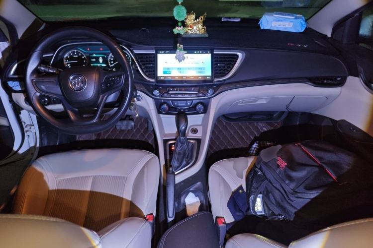 Used Buick GT 2017 15N Automatic Elite Version Center Console