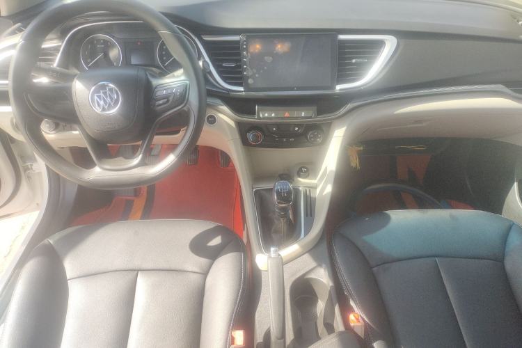 Used Buick GT 2017 15N Manual Entry-Level Trim Center Console