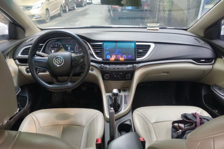 Used Buick GT 2017 15N Manual Elite Version Center Console