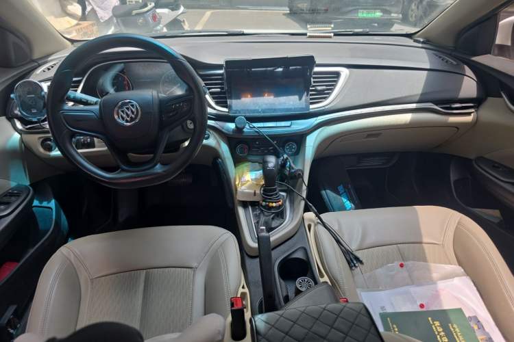 Used Buick GT 2017 15N Automatic Elite Version Center Console
