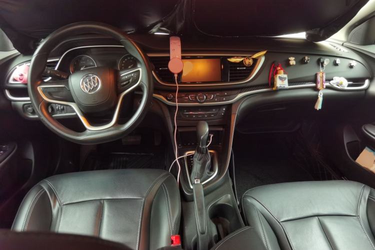 Used Buick GT 2017 15N Automatic Deluxe Edition Center Console