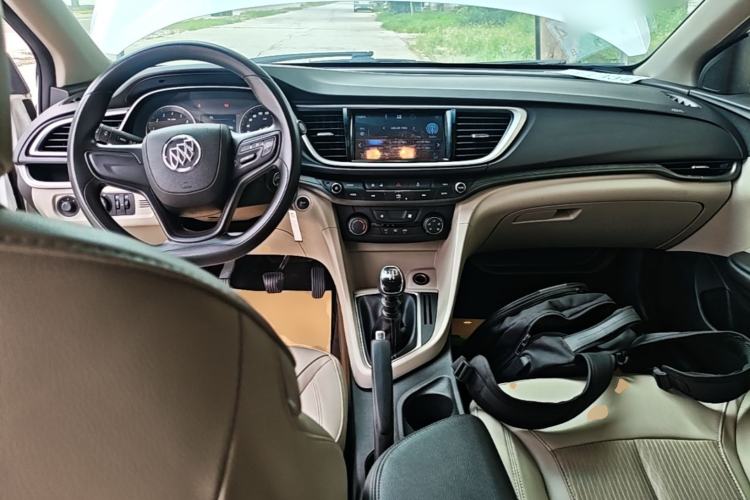 Used Buick GT 2017 15N Manual Elite Version Center Console