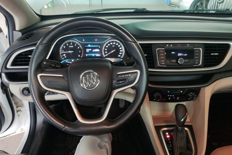 Used Buick GT 2017 15N Automatic Elite Version Center Console