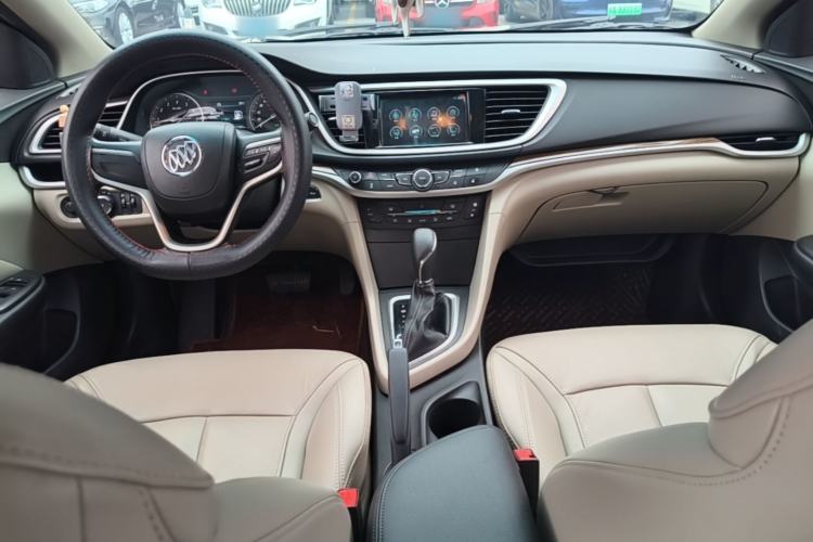Used Buick GT 2017 15N Automatic Deluxe Edition Center Console