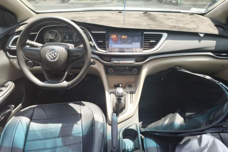 Used Buick GT 2017 15N Manual Elite Version Center Console