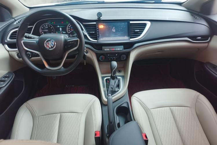Used Buick GT 2017 15N Automatic Elite Version Center Console