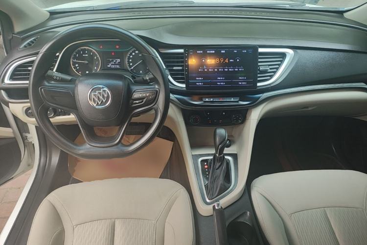 Used Buick GT 2017 15N Automatic Entry-Level Trim Center Console