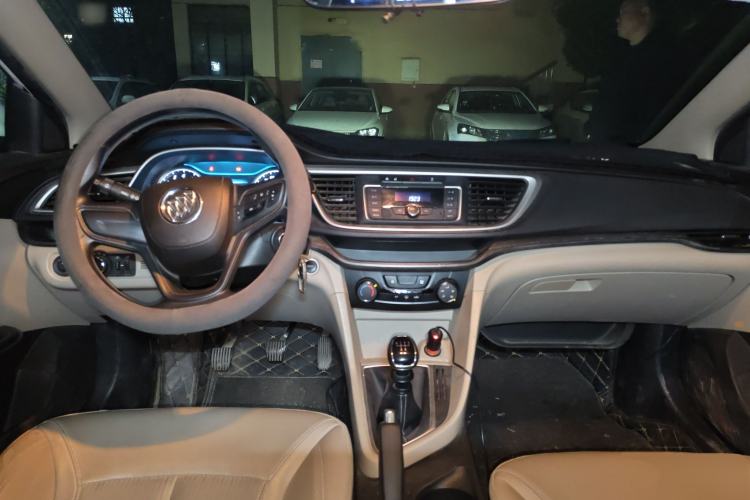 Used Buick GT 2017 15N Manual Elite Version Center Console