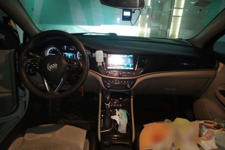 Used Buick GT 2017 15N Automatic Elite Version Center Console