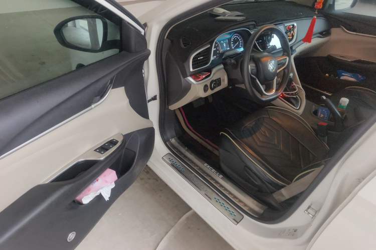 Used Buick GT 2017 15N Automatic Elite Version Driver Seat