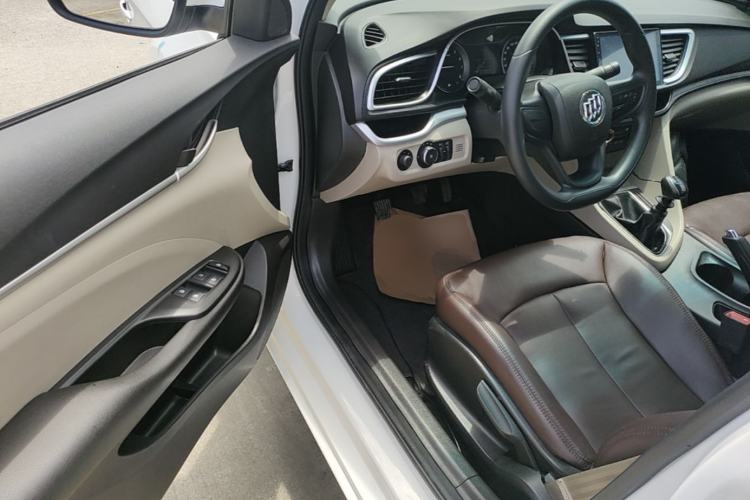 Used Buick GT 2017 15N Manual Entry-Level Trim Driver Seat