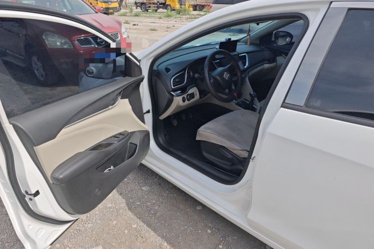 Used Buick GT 2017 15N Manual Elite Version Driver Seat