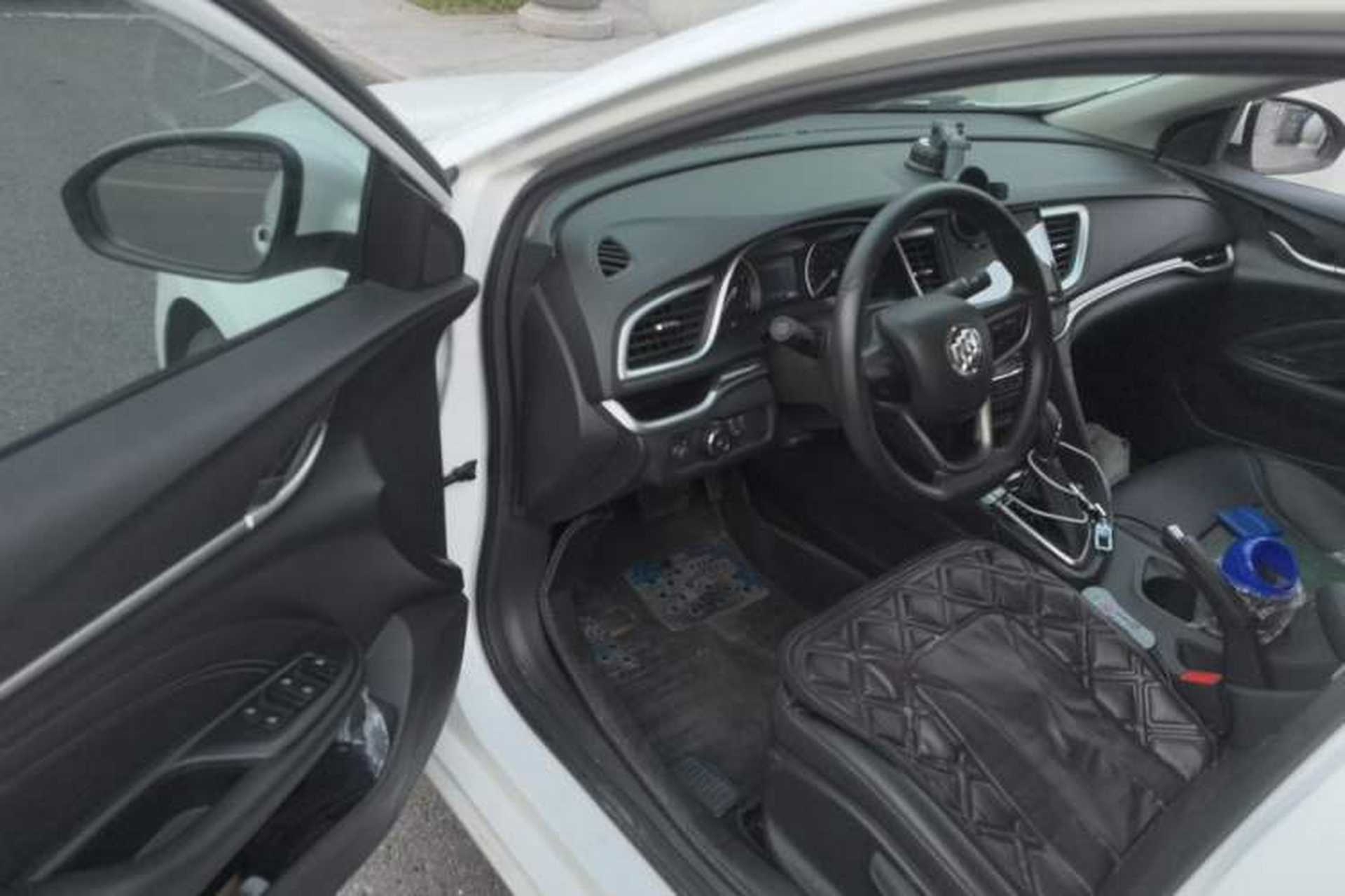 Used Buick GT 2017 15N Automatic Deluxe Edition Driver Seat