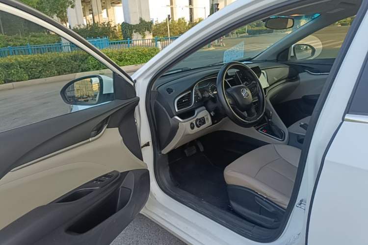 Used Buick GT 2017 15N Automatic Entry-Level Trim Driver Seat