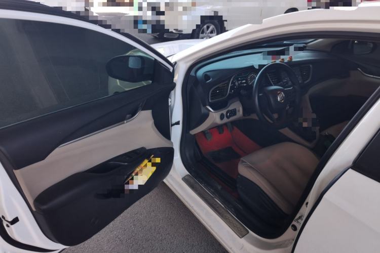 Used Buick GT 2017 15N Manual Elite Version Driver Seat