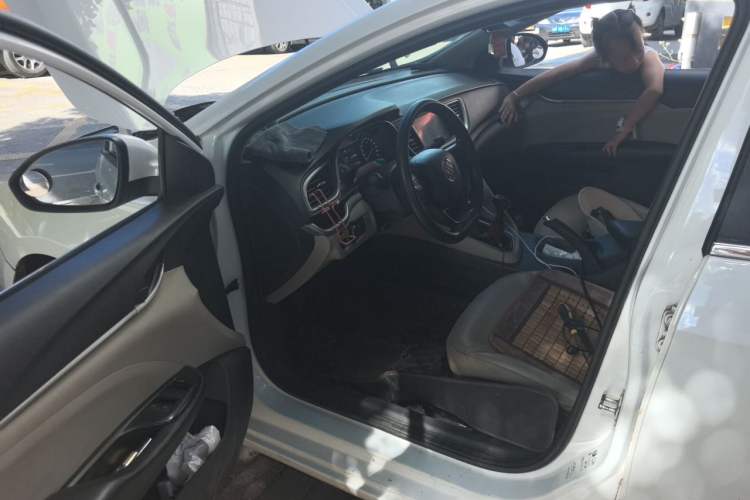 Used Buick GT 2017 15N Manual Elite Version Driver Seat