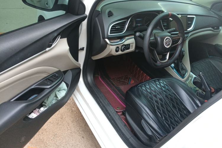 Used Buick GT 2017 15N Automatic Deluxe Edition Driver Seat