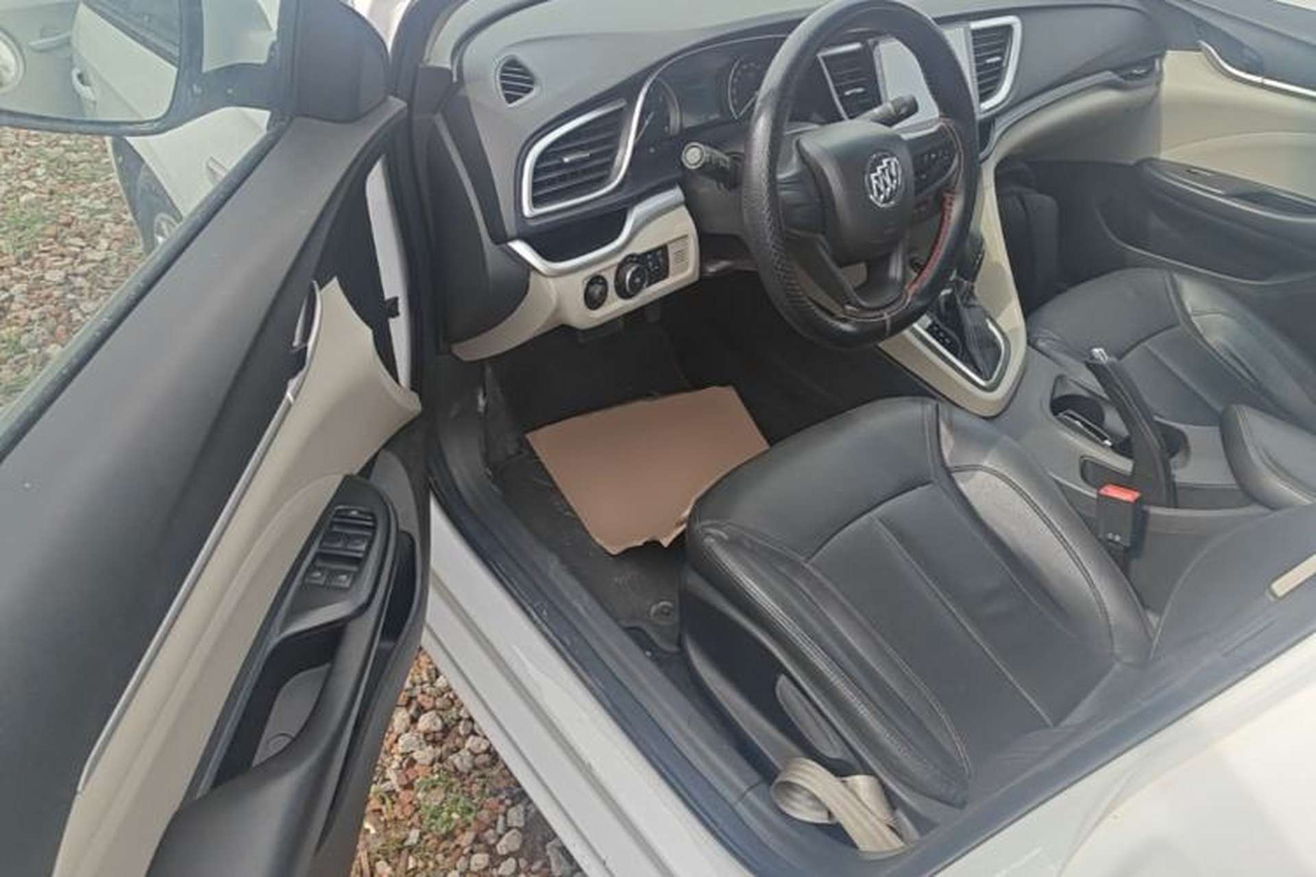 Used Buick GT 2017 15N Automatic Elite Version Driver Seat