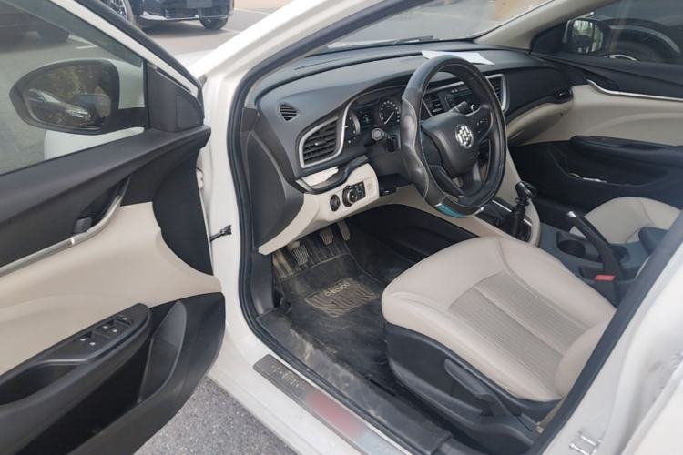 Used Buick GT 2017 15N Manual Elite Version Driver Seat
