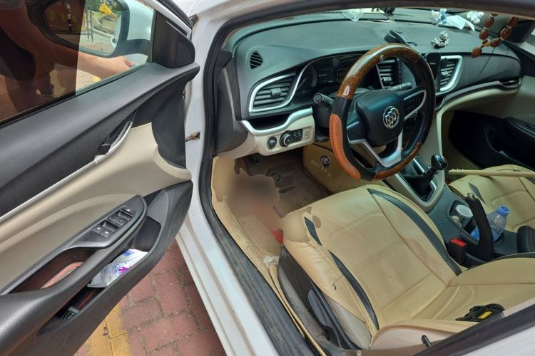 Used Buick GT 2017 15N Manual Elite Version Driver Seat