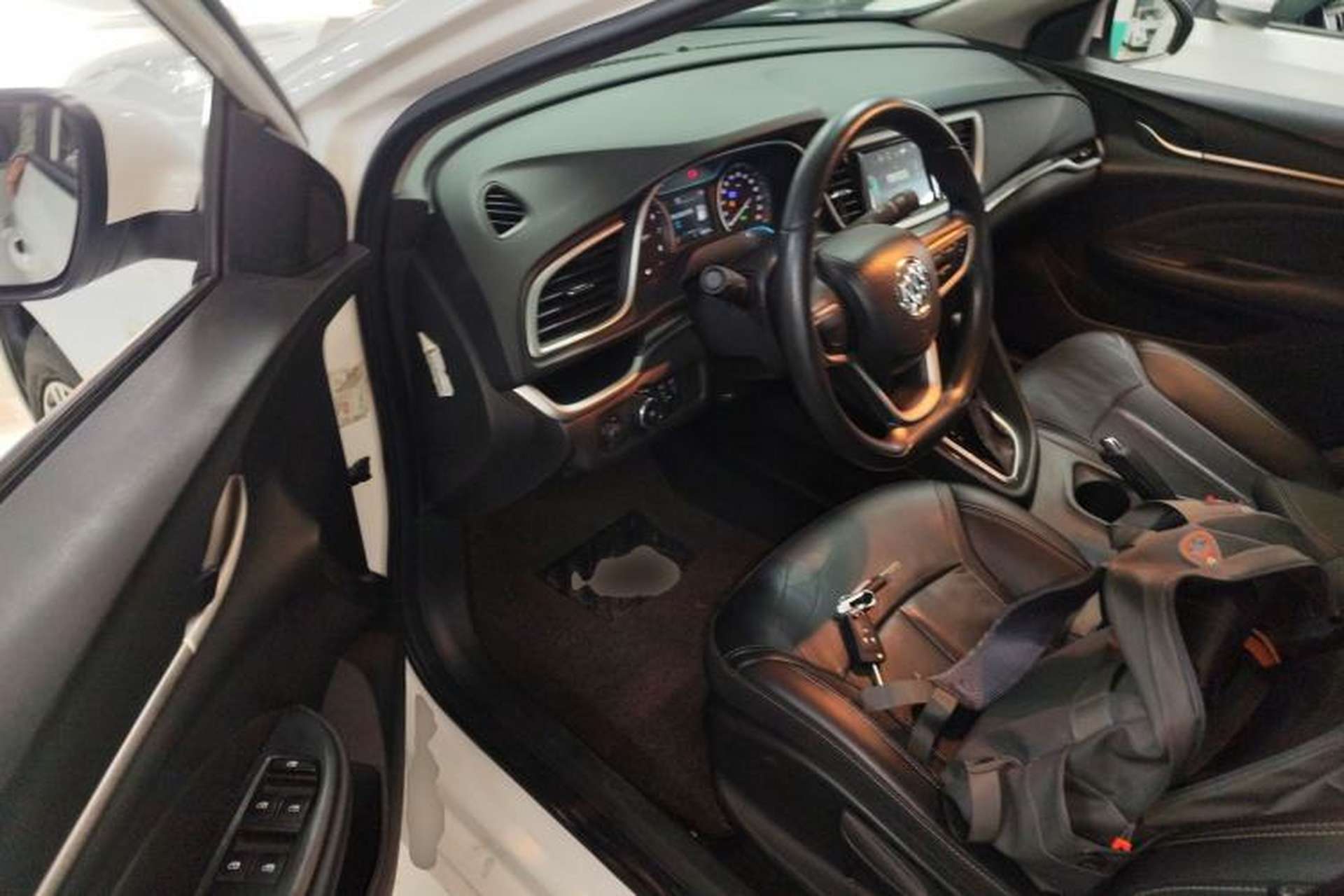Used Buick GT 2017 15N Automatic Deluxe Edition Driver Seat