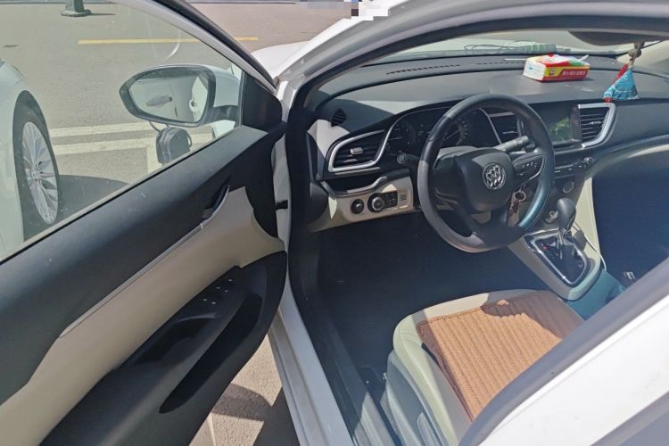 Used Buick GT 2017 15N Automatic Elite Version Driver Seat