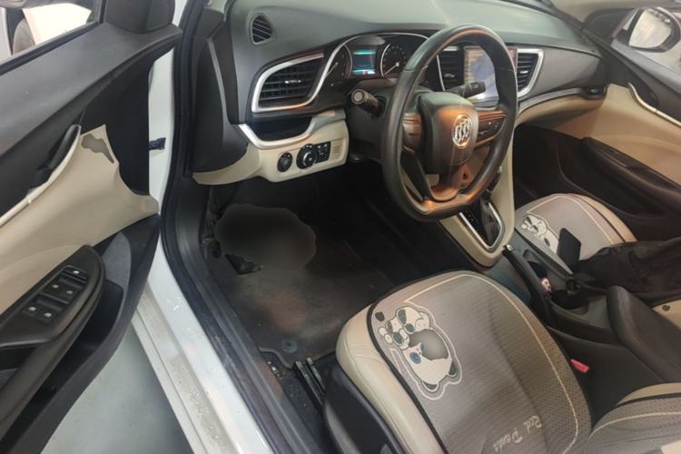 Used Buick GT 2017 15N Automatic Elite Version Driver Seat