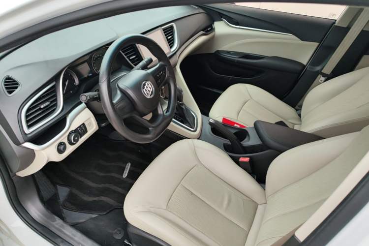 Used Buick GT 2017 15N Automatic Elite Version Driver Seat