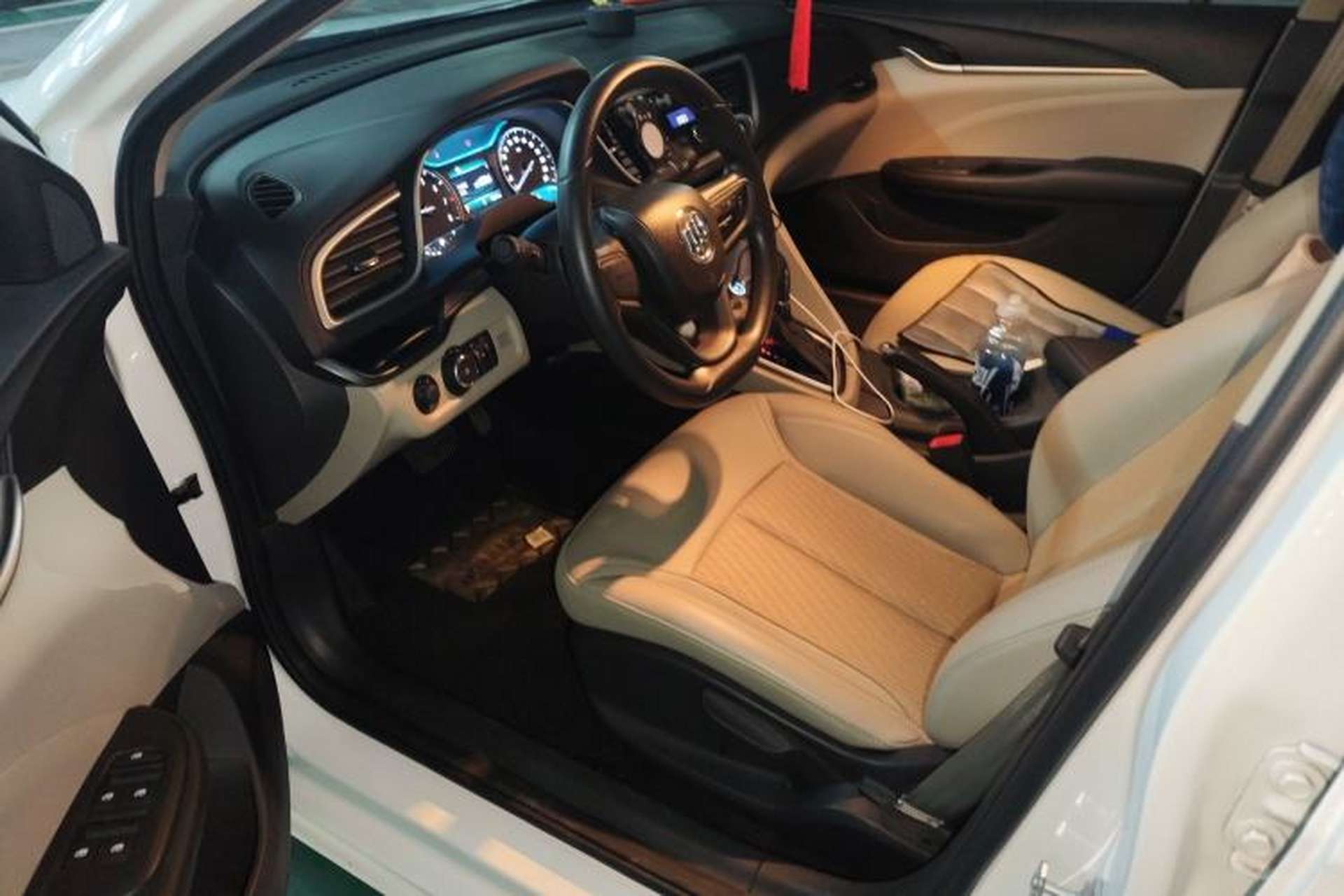 Used Buick GT 2017 15N Automatic Elite Version Driver Seat