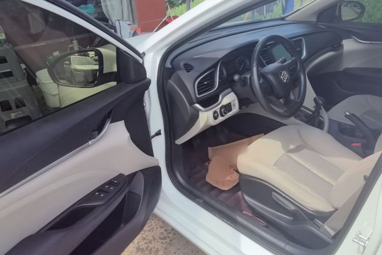 Used Buick GT 2017 15N Manual Entry-Level Trim Driver Seat